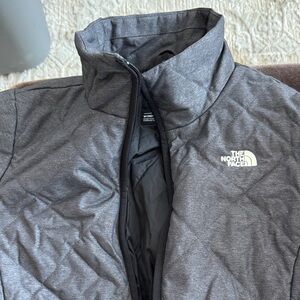 The North Face Men's Charcoal Puffer Jacket